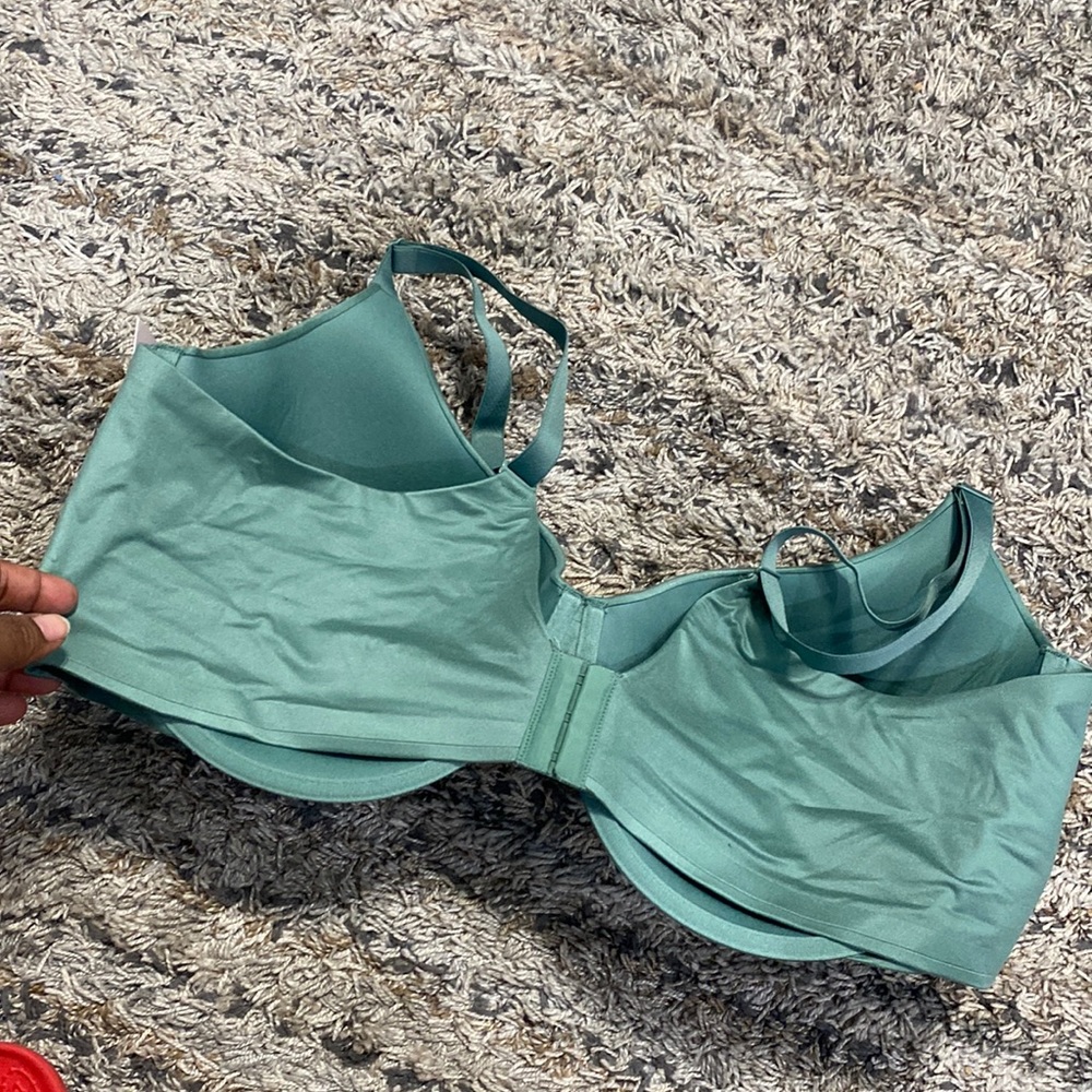 Auden green moss colored Demi coverage, lightly lined T-shirt bra - Picture 3 of 8